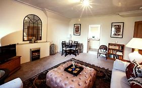 Butler'S Apartment. Flat 5, Dalmore House, Helensburgh, Scotland G84 8Jp
